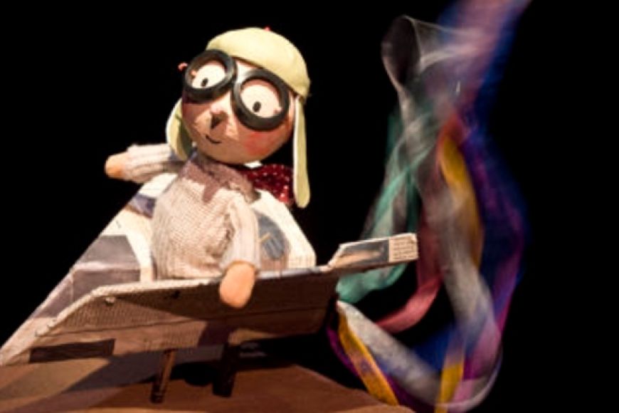Lluna, la col·leccionista de paraules Lluna, la col·leccionista de paraules
