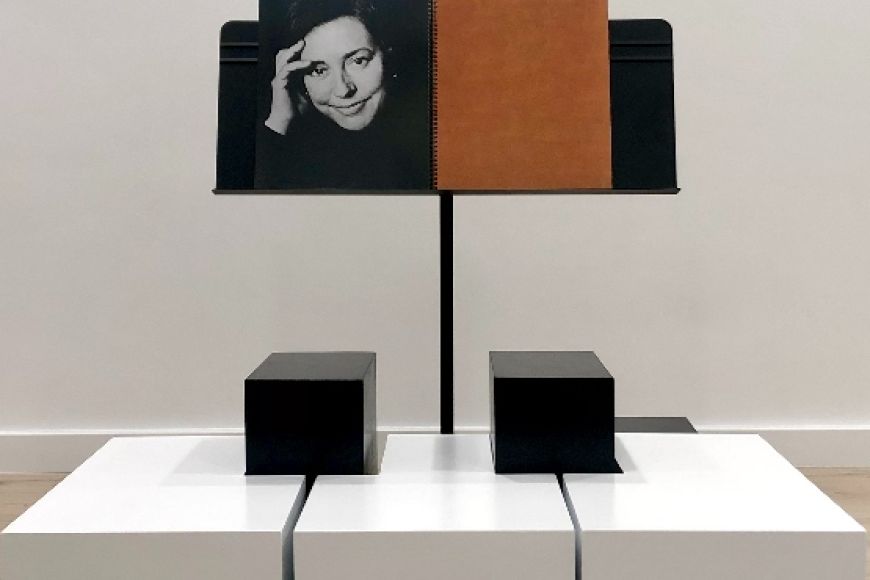 La Nana i l’avi Papet descobreixen l’Alícia La Nana i l’avi Papet descobreixen l’Alícia