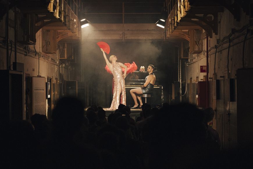 JO, TRAVESTI JO, TRAVESTI