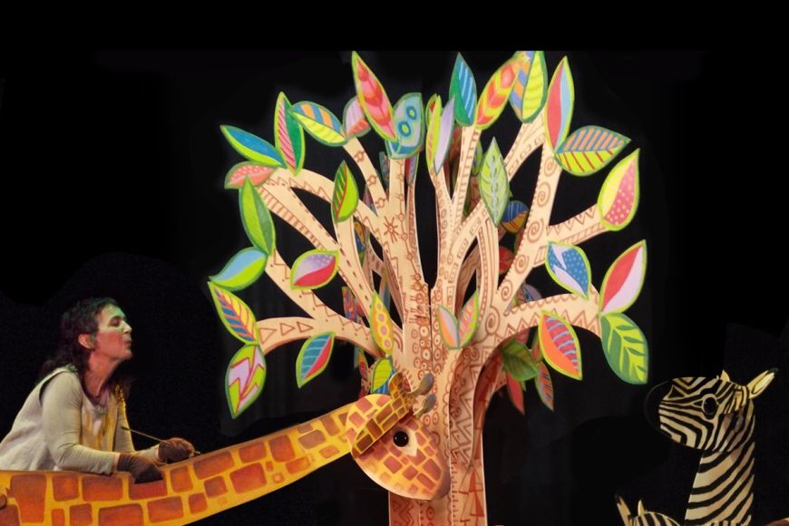 LA MAMA DELS ARBRES LA MAMA DELS ARBRES