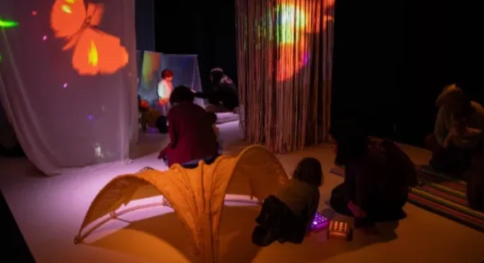 Colors, expreriència immersiva