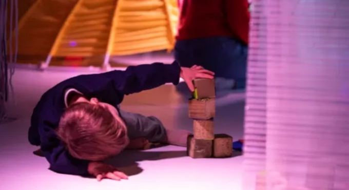 Colors, expreriència immersiva